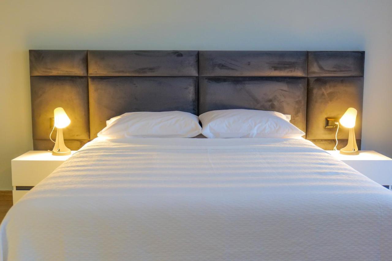 Sky Way Skk Luxury * Sarandë